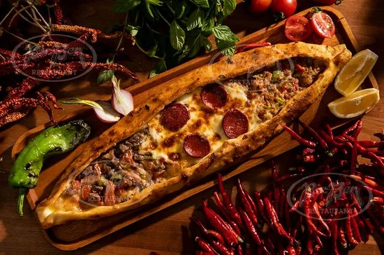 Karışık Pide